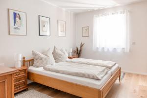 Ferienwohnung`Akazie` mit Terrasse auf dem Bodanrück
