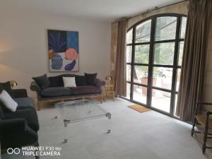 Villas Superbe Mas Authentique du Luberon Courroussouvo : photos des chambres