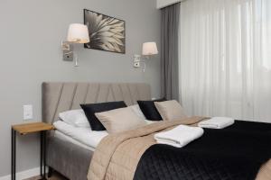 Stunning Family Apartment Ursynów with Parking & Balcony by Noclegi Renters