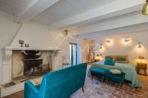 Villas Superbe Mas Authentique du Luberon Courroussouvo : photos des chambres