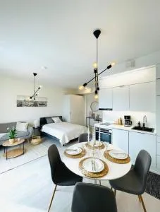 Lovely studio with easy access to Helsinki and airport - Myyrmäki Lovely studio with easy access to Helsinki and airport - Myyrmäki