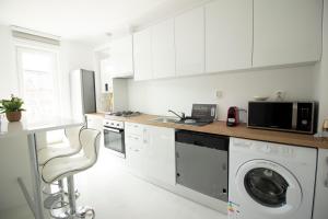 3 Rooms A502 StayInn by Cosmopolis