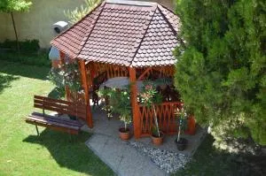 Apartman Anikó Vendégház - Diósviszló