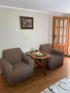 Starčević apartmani Orašac Aranđelovac OBAVEŠTENJE Proveriti raspoloživost putem poruke zbog učestalih lažnih rezervacija