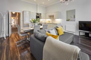 Host & Stay - Brooklands Timeless