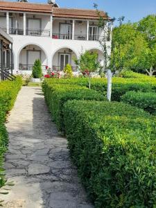 ARTEMIS Studios & Apartments Sidari