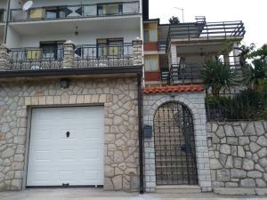 Apartment Mediterranean Garden Rijeka