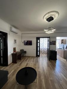 Opera Apartment Sleeps 4 with Patio