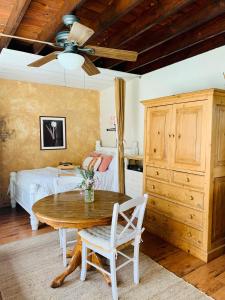 Under the Tuscan Sun Cottage in West Los Angeles