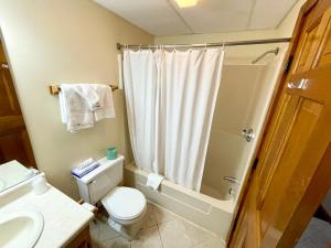 Standard Room with Two Beds room in Merrill Farm Inn