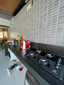 Lindo terraço perto do mar