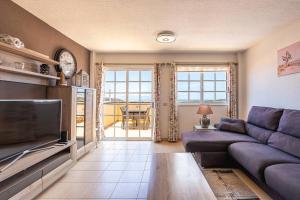 Top floor view apartment by AltamarHomes