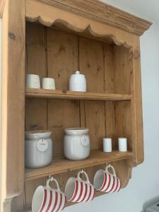 Tipsy Cottage Charming 2 bedroom home.