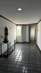 Apartamento inteiro frente ao mar de ondina