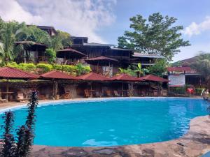 Madera Labrada Lodge Ecologico