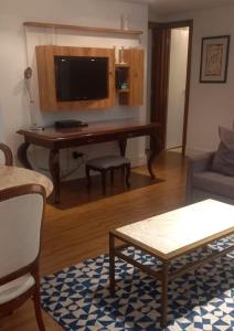 APTO 12 - George V Maria Lisboa