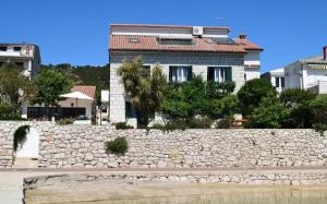 Seaside House Dragica