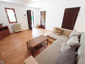 Private House with Garden