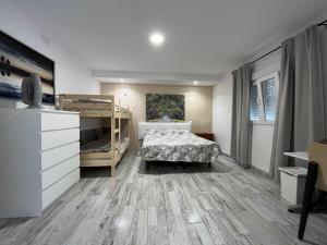 El Caserio de Araña, Cercados de Araña