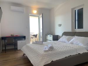 IMOTSKI am Blauen See Apartment with 2 bedrooms 2 bathrooms