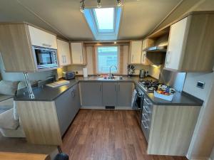 Millfields Holiday Park - Diamond Deluxe - Coastal Caravan Breaks