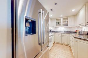 Sea Colony --- 610 Island House