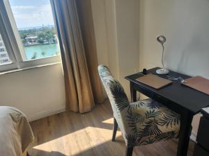 Entire Beach Front Condo w pool Amazing view 4pax