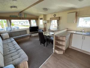 Hoburne Beach Escape near Christchurch