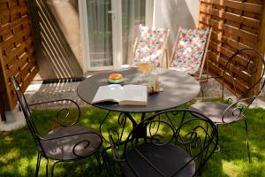 Hotels Hotel Maison Lacassagne Lyon : Suite Junior - Vue sur Jardin ou Rue