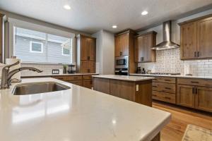 The Dream Home with 5 bedrooms in Meridian ID