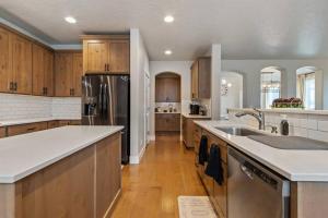 The Dream Home with 5 bedrooms in Meridian ID