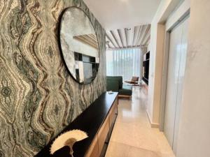 Spectacular Apartment Quiet Area Pool & Gym PURE 301