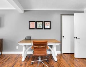 Modern home near UVU and BYU with hot tub and mountain views