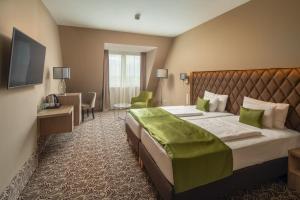 Standard Double Room room in Greenfield Hotel Golf & Spa