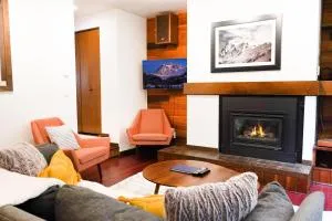 Summit Suite - Maple Falls
