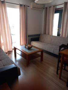 Apartments with parking space Pag - 18325