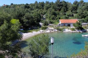 Apartments with a parking space Losinj, Losinj - 21485