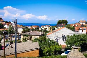 Apartments with a parking space Losinj, Losinj - 21485