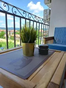 Silver Lake Apartments - Kumane