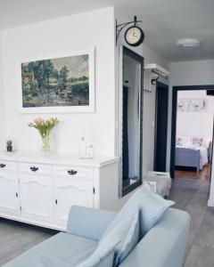 Apartments with a parking space Podstrana, Split - 21505