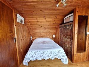 Maisons de vacances Holiday Home Locquirec with Stunning Sea View : photos des chambres