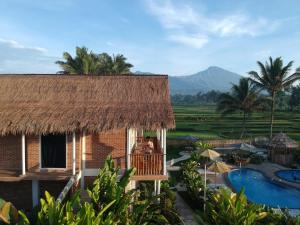 Phòng Giường Đôi Nhìn Ra Núi (Double Room with Mountain View)