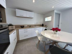 Maison proche centre Noirmoutier, terrasse et parking - FR-1-224B-195