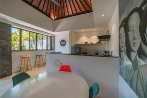 Villa Kalila: Elegant 2 BR Villa in Perfect Location !