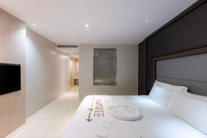 Shilat Avenue Pattaya