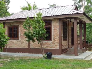 DImpiana Riverview Chalet # Lenggong