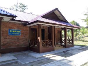 DImpiana Riverview Chalet # Lenggong