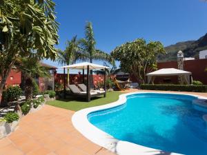 Villa Male: Oasis de Tranquilidad con Piscina en el Corazón de Los Silos - ES-279-6