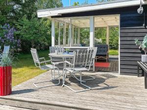 6 person holiday home in SÖLVESBORG-By Traum