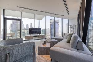 3BDR Apartment with Maid Room and Burj Khalifa View